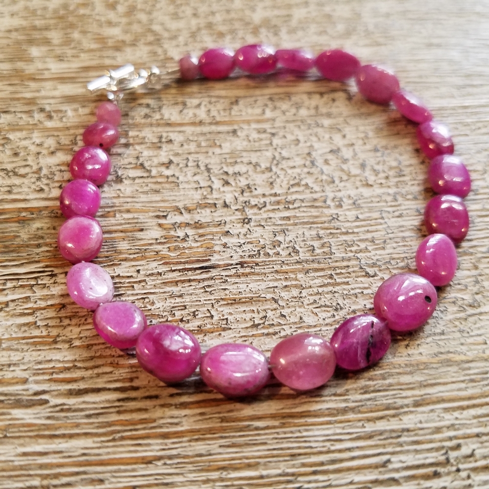 Natural pink ruby gemstone bracelet